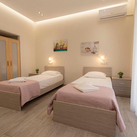 Sabbia Apartments Seafront By Rentalspro Services - Nea Moudania Halkidiki Екстериор снимка