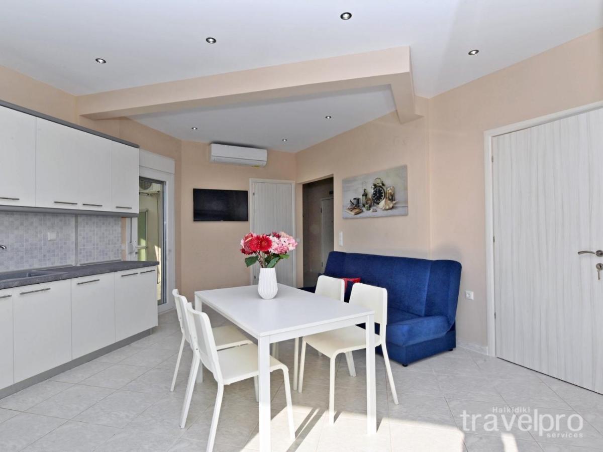 Sabbia Apartments Seafront By Rentalspro Services - Nea Moudania Halkidiki Екстериор снимка