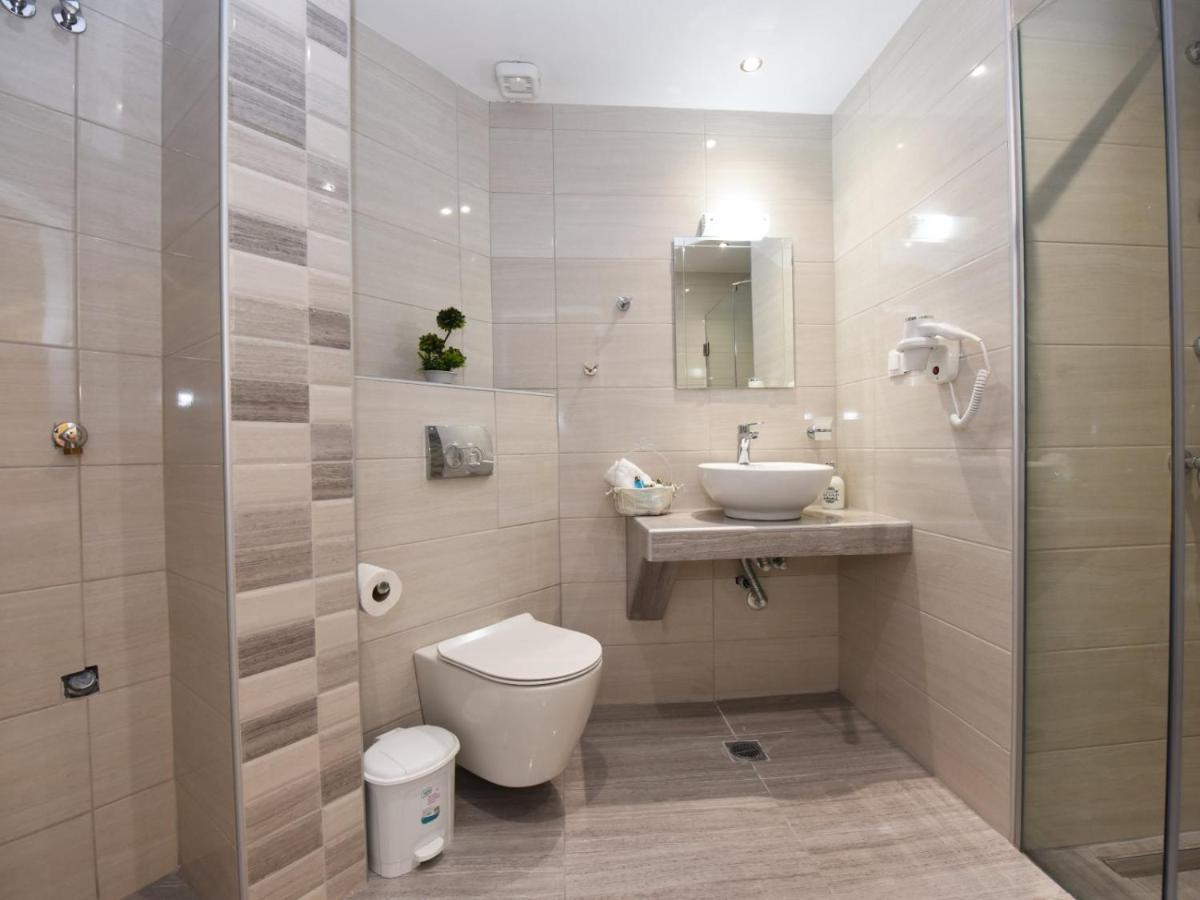 Sabbia Apartments Seafront By Rentalspro Services - Nea Moudania Halkidiki Екстериор снимка